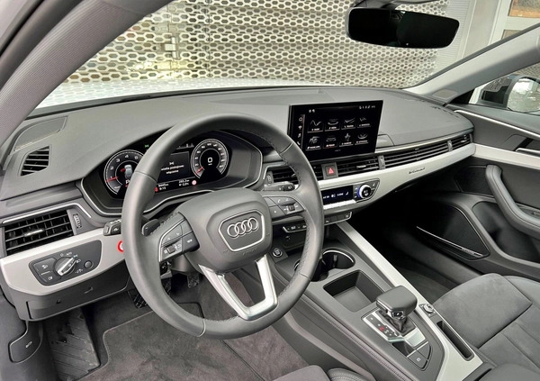 Audi A4 cena 199900 przebieg: 25500, rok produkcji 2023 z Ożarów małe 562